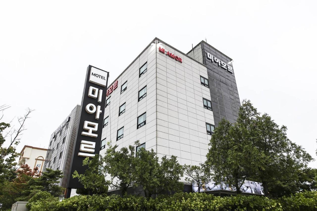 Mi Amor Motel Sokcho Exterior foto